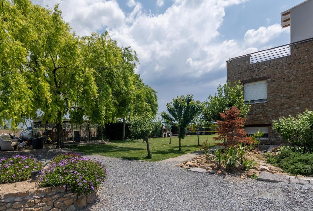 Kellys House Daire Epanomi Dış mekan fotoğraf